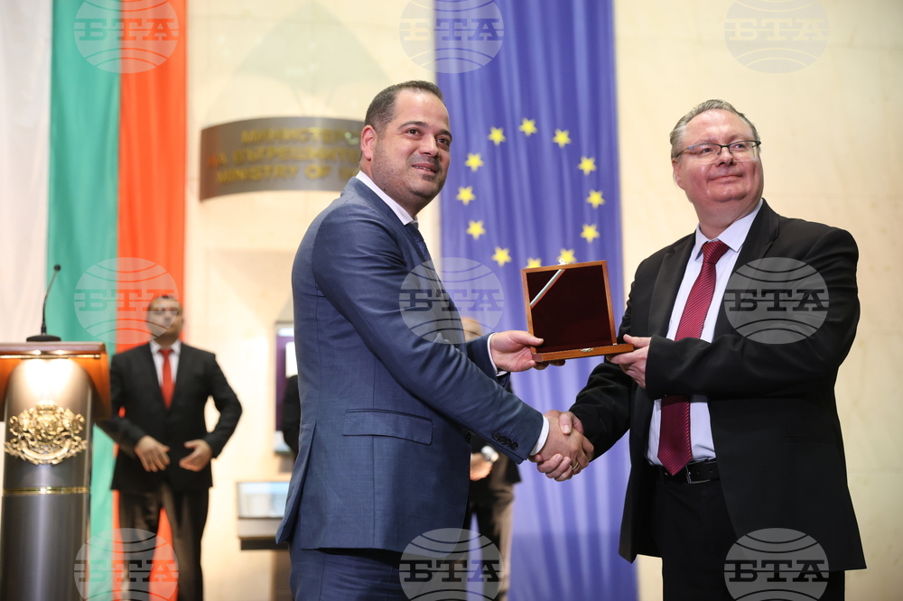 МВР  - награди  - преподаватели