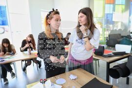 Бургас - Младежки международен център - творческа работилница