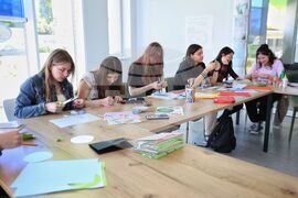 Бургас - Младежки международен център - творческа работилница