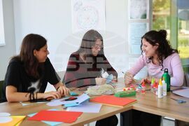 Бургас - Младежки международен център - творческа работилница