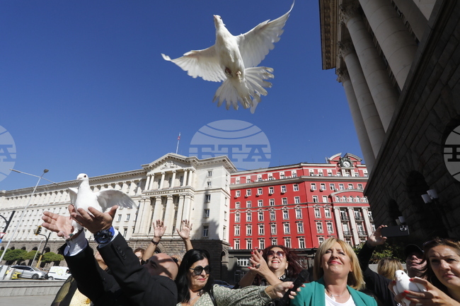 "Изправи се, България" - предизборна кампания - закриване