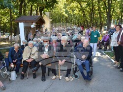 Снимка: Община Хасково - Празничен концерт по повод Международния ден на възрастните хора организираха днес в Дом за стари хора „Кенана“.