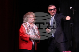 Музикален театър - „Златно перо“