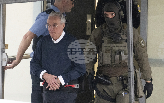 "Не съм терорист": Германски принц отрича в съда, че е планирал преврат 