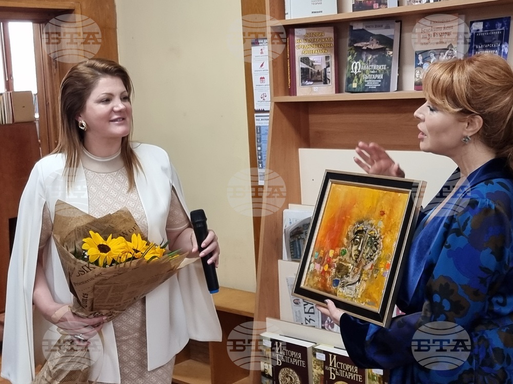 Кърджали - Мира Добрева - "Светулки зад решетките"