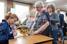 Кърджали - Мира Добрева - "Светулки зад решетките"