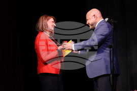 Музикален театър - „Златно перо“