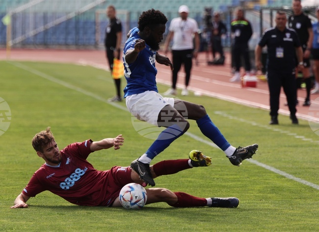 Футбол - Септември (София) - Спартак (Варна)