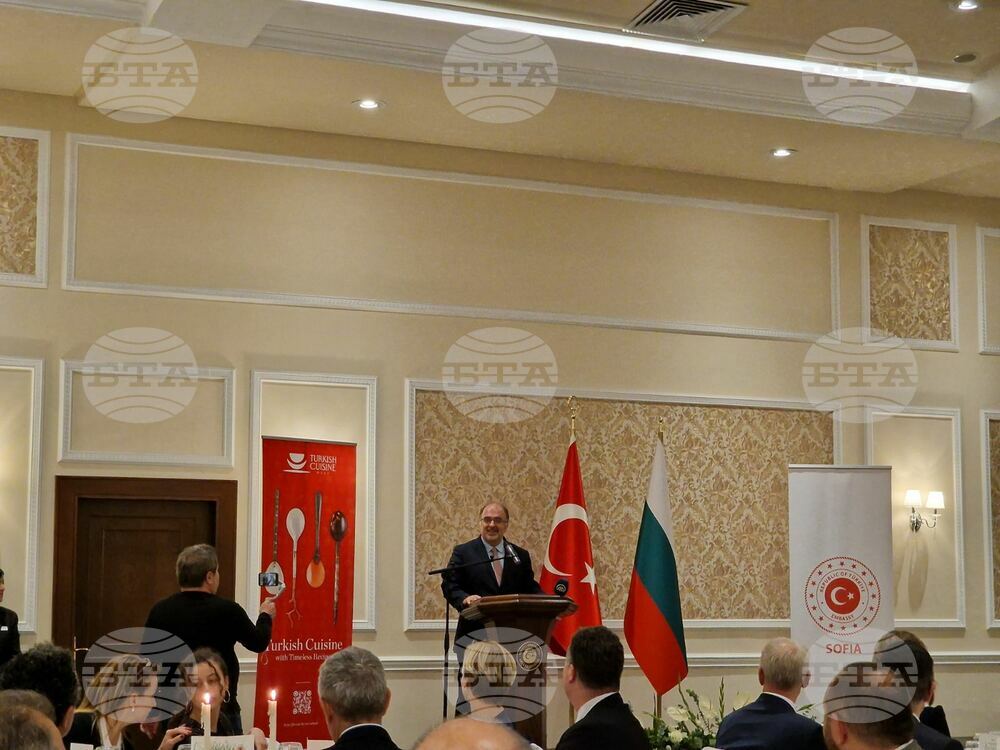 New Turkish Ambassador Hosts Official Dinner
