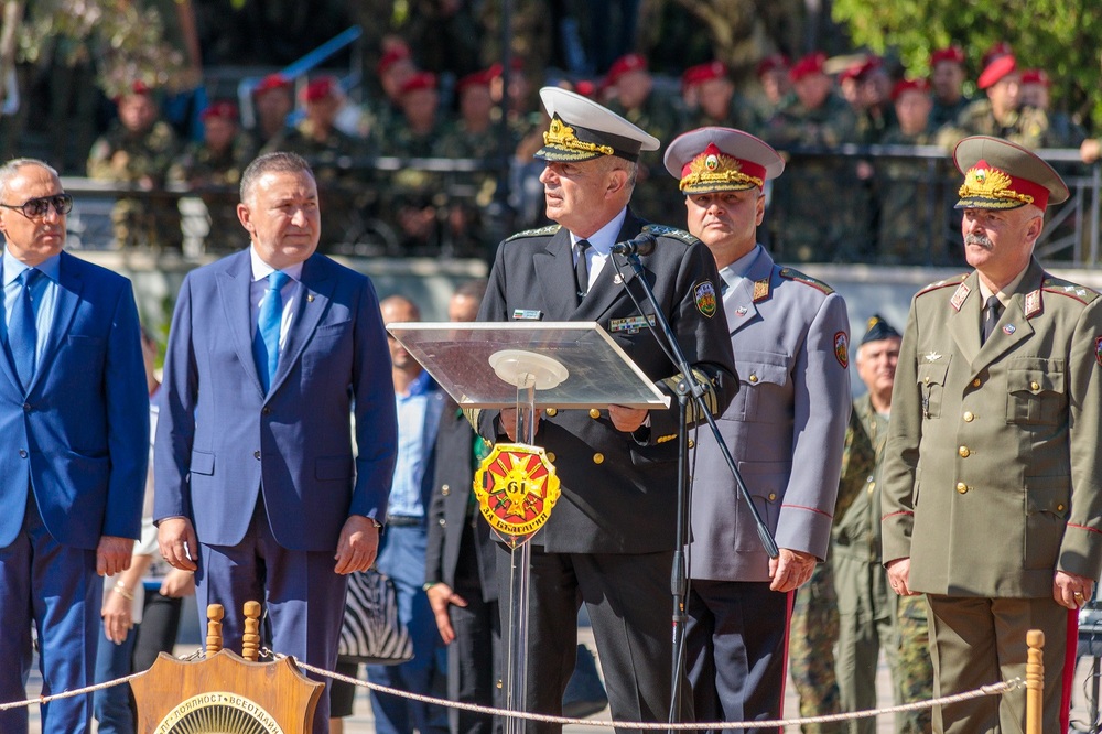 Отбелязваме 30-ата годишнина от създаването на 61-а Стрямска механизирана бригада