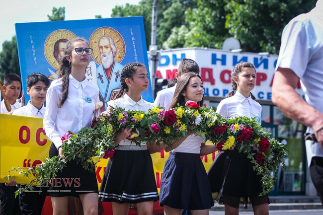 Община Хасково: „Език свещен…“- шествието на думите и духа ни приближава към празничния 24 май