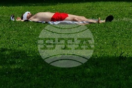 Топло време в столицата