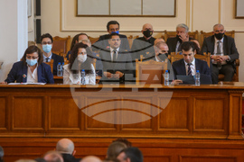 Парламент - извънредно заседание