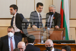 Парламент - извънредно заседание