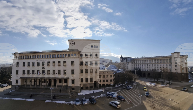 Investment Fund Assets in Bulgaria Top BGN 12 Bln in June, Central Bank Says