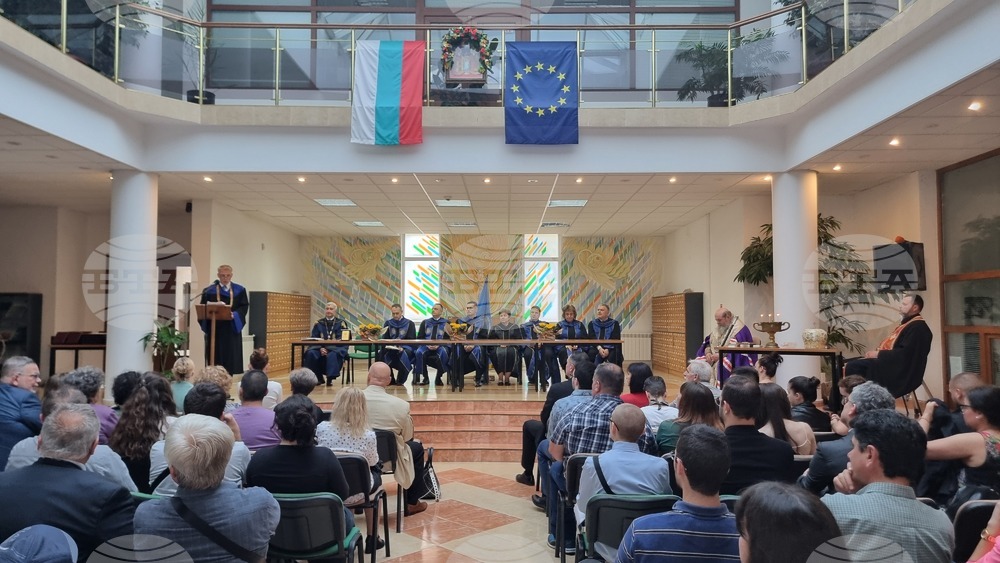 Отличиха студенти и преподаватели на тържествен академичен съвет в Техническия университет – Габрово