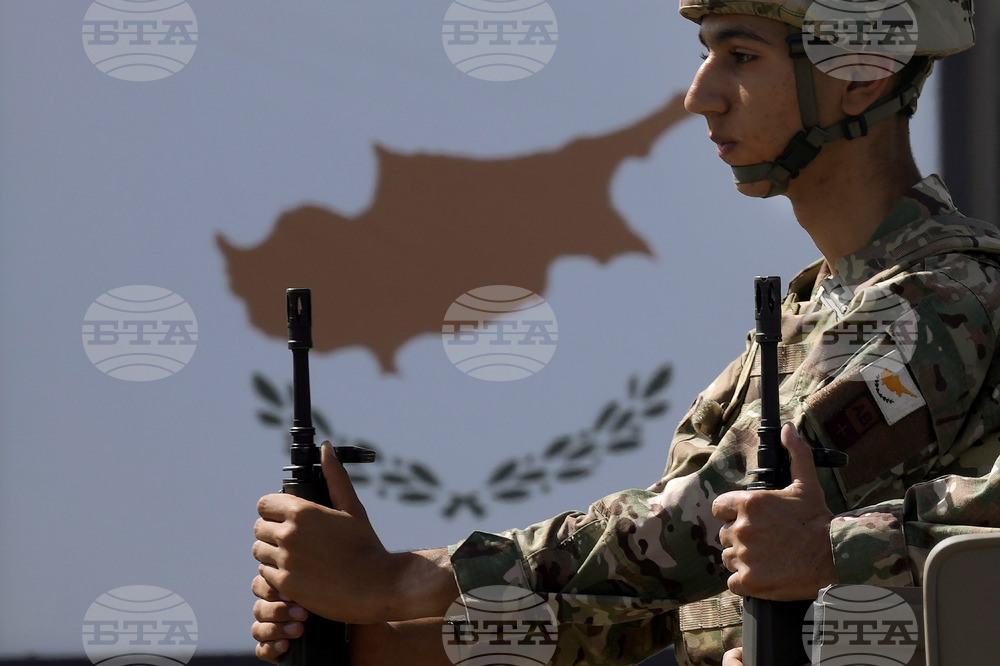 Американски експерти се намират в кипърска военновъздушна база като консултанти за модернизацията ѝ