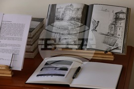 Италия - Румен Радев - откриване на изложба "Атон в рисунки и фотографии"