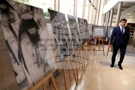 Италия - Румен Радев - откриване на изложба "Атон в рисунки и фотографии"