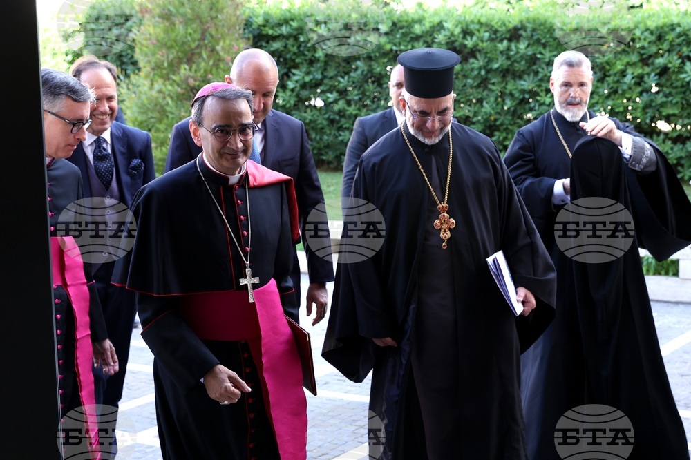 Италия - Румен Радев - откриване на изложба "Атон в рисунки и фотографии"