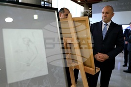 Италия - Румен Радев - откриване на изложба "Атон в рисунки и фотографии"