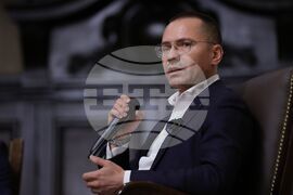 Дебат - Ангел Джамбазки - Радан Кънев