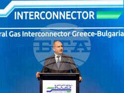 Снимка: Прессекретариат - Президентът Румен Радев на церемонията по официалното въвеждане в експлоатация на междусистемната газова връзка Гърция-България - IGB.