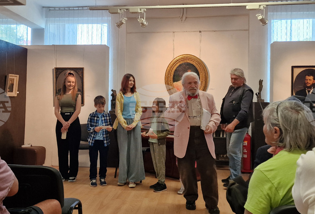 Свищов - изложба на Васко Василев - 80 години от рождението му