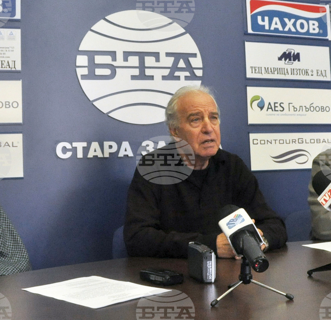 Таньо Клисуров - журналист и писател