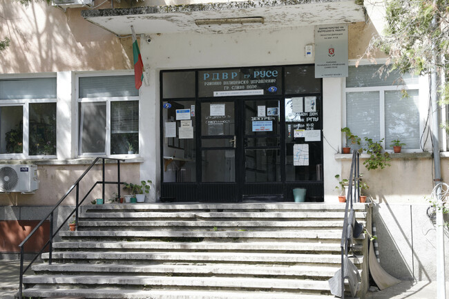 Закупуване на превозни средства за местното доброволно формирование, социалния патронаж и полицията в Сливо поле, предлага кметът