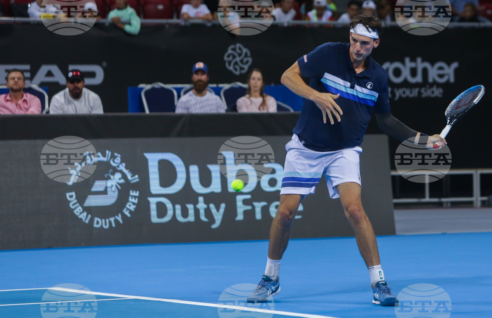 Sofia Open - тенис - Марк-Андреа Хюслер - полуфинал