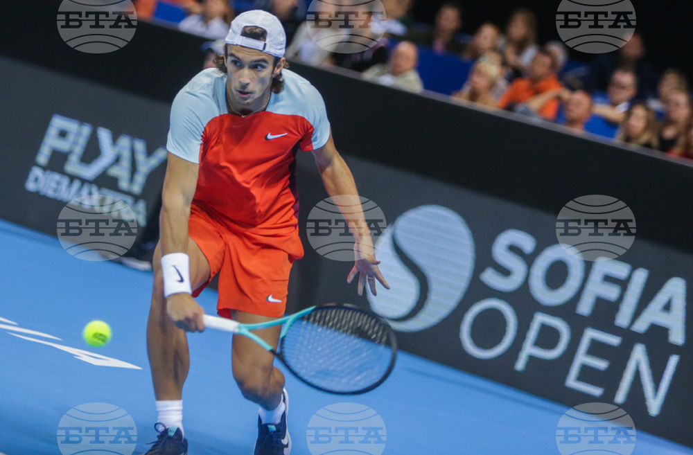 Sofia Open - тенис - Лоренцо Музети - полуфинал