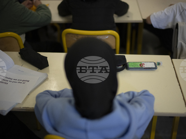 Ежедневният стрес в училище е по-натоварващ за тийнейджърите от карантината при епидемия, смятат учени