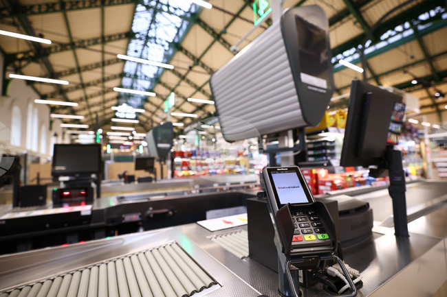 Modern Trade Association on Supermarket Boycott: Certain Factors in State Trying to Draw Retail Trade Chains into Political Fights