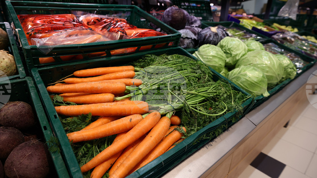 Wholesale Prices of Basic Food Products and Most Vegetables Rise Again This Week