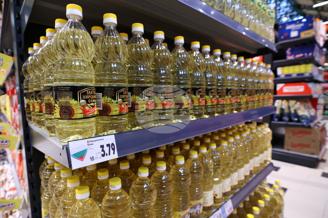 КЗК започва анализ на евентуални антитръстови нарушения относно цената на олиото