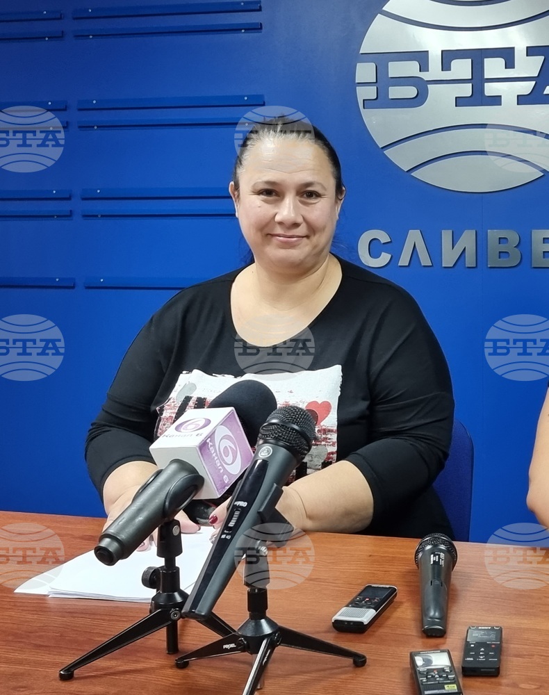 Нормално и в спокойна обстановка започнаха изборите в 21-ви МИР - Сливен
