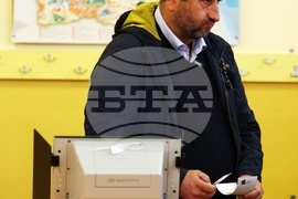 Парламентарни избори - гласуване - Христо Иванов 