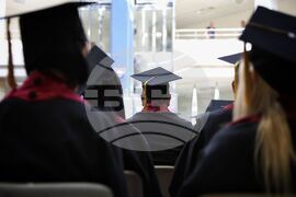 Бургас - Бургаски свободен университет - връчване на дипломи - церемония