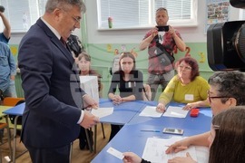 Кърджали - парламентарни избори - гласуване - Мустафа Карадайъ