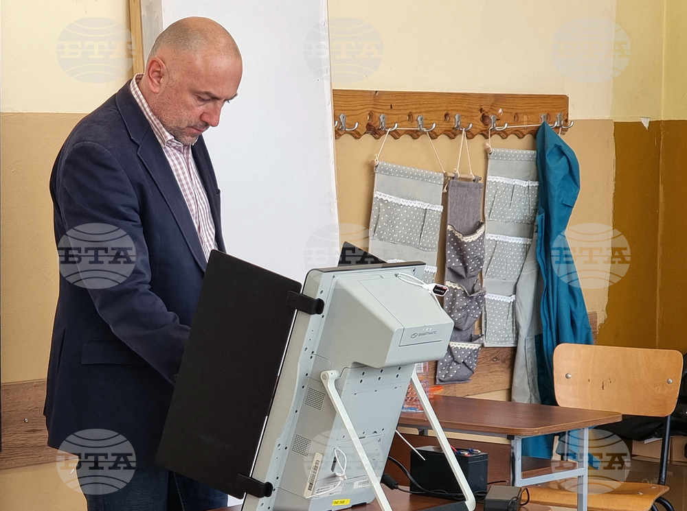 Парламентарни избори - гласуване - Любомир Каримански