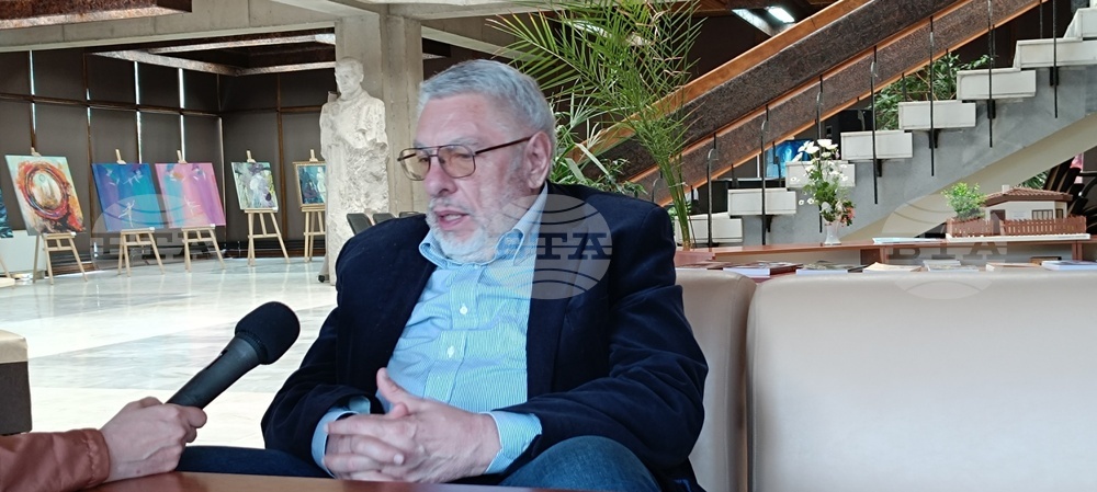 Изследването на проф. Александър Панов "Йордан Йовков - изкуство на разказването" бе представено в Добрич