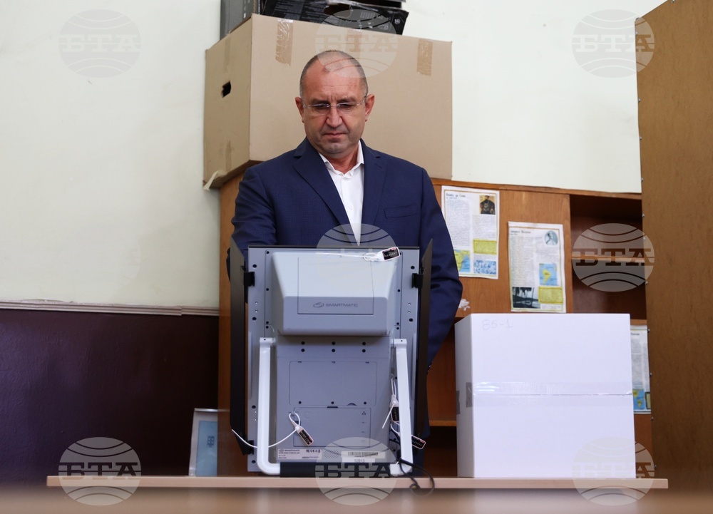 Парламентарни избори - гласуване - Румен Радев
