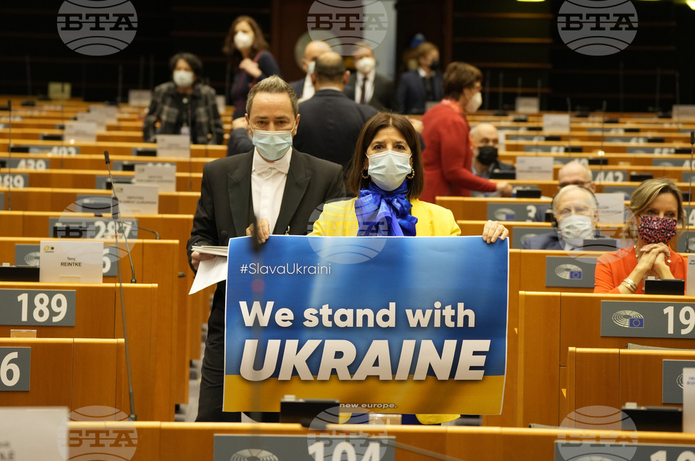 Сърбия да се присъедини към санкциите на ЕС срещу Русия, призоваха евродепутати