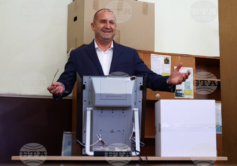 Парламентарни избори - гласуване - Румен Радев