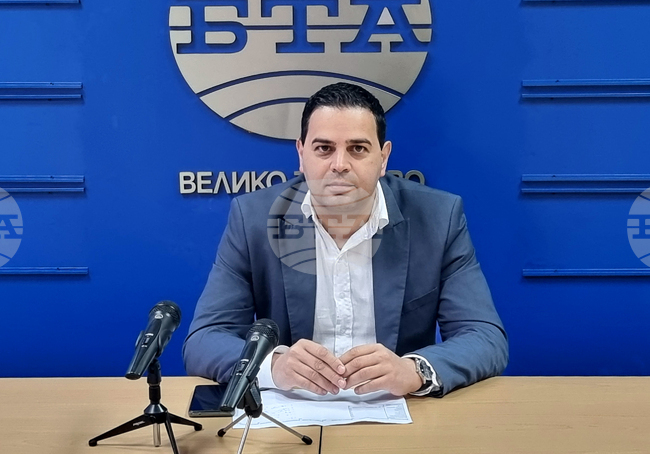 Във Великотърновска област изборният ден започна нормално, в една секция в Свищов машината за гласуване не е проработила
