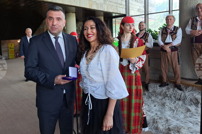 Смолян - фолклорен ансамбъл „Родопа“ - награди