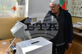 Село Владимировци - парламентарни избори - гласуване