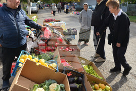 Село Подайва - пазарен ден