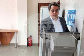 Хасково - парламентарни избори - гласуване - Асен Василев